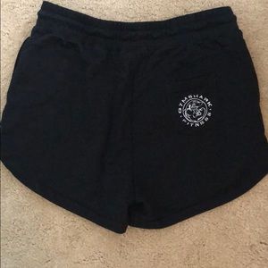Gymshark women’s slounge shorts!
